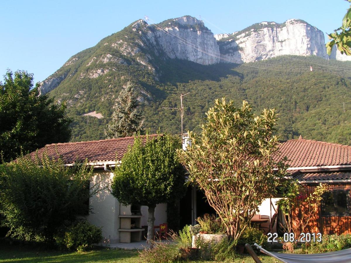 Les Champs Dores Noyarey Luaran gambar
