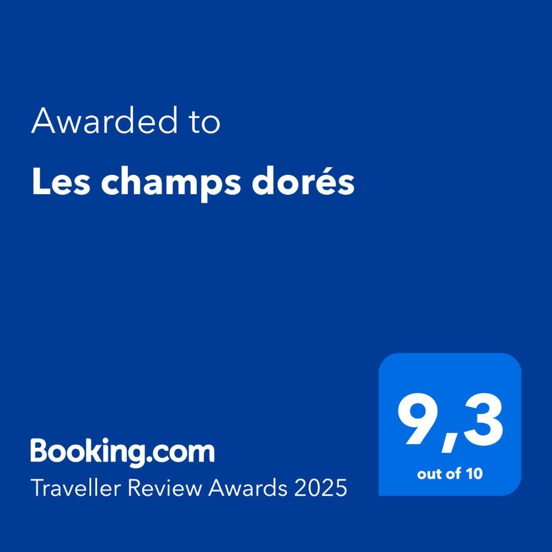 Les Champs Dores Noyarey Luaran gambar